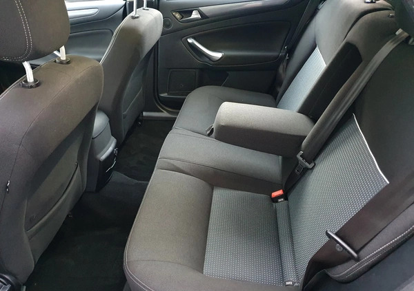 Ford Mondeo cena 18990 przebieg: 262893, rok produkcji 2010 z Wadowice małe 436